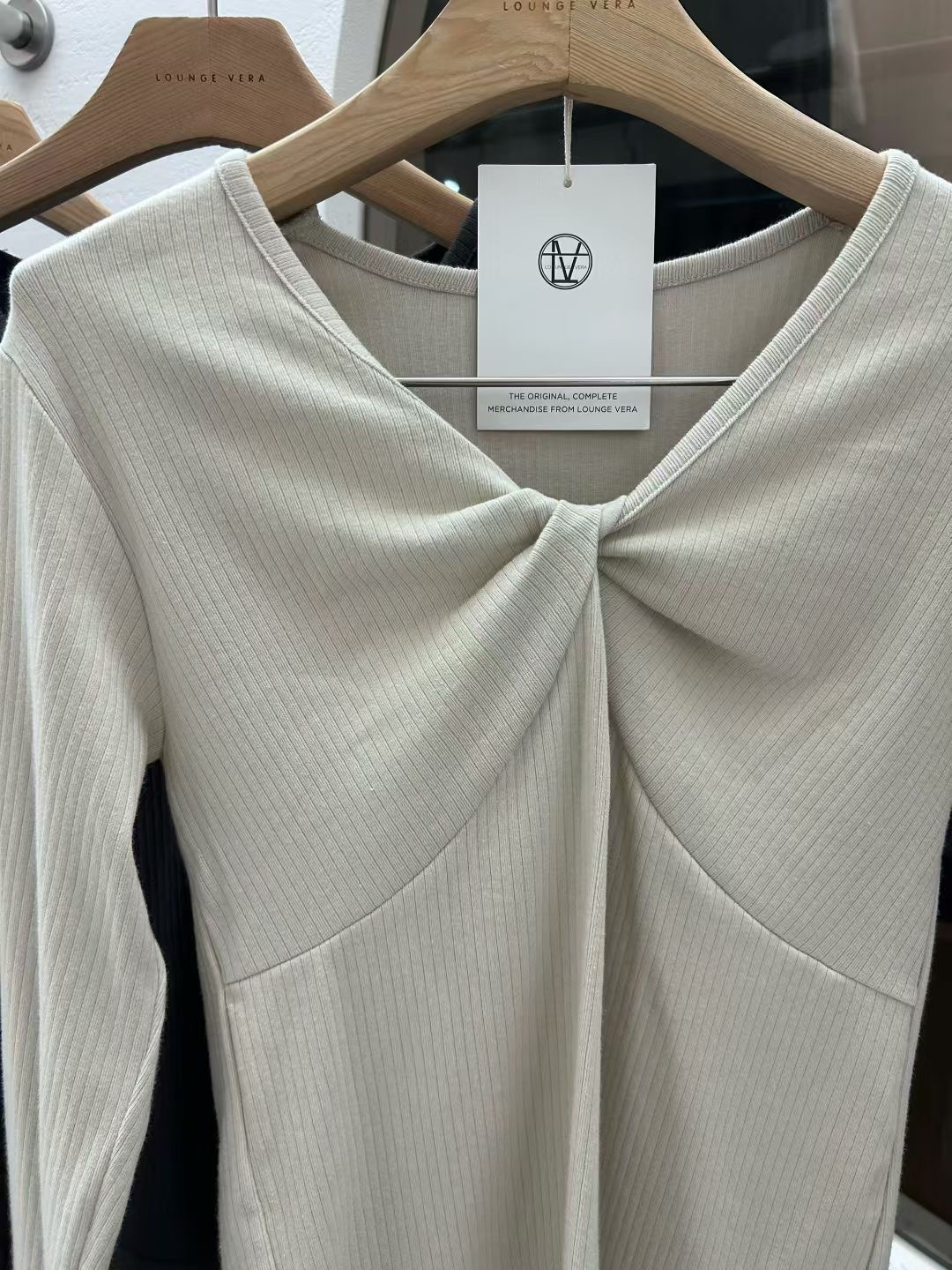 LOUNGE VERA韓國直郵㊣女裝新款熱賣人氣職業休閑真品長袖T恤LOUNGE VERA-2件訂長袖T恤