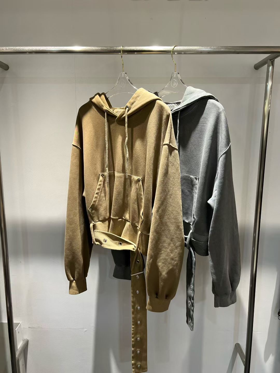 GISELE東大門㊣代購女裝新品人氣休閑熱賣職業時尚衛衣腰帶GISELE衛衣