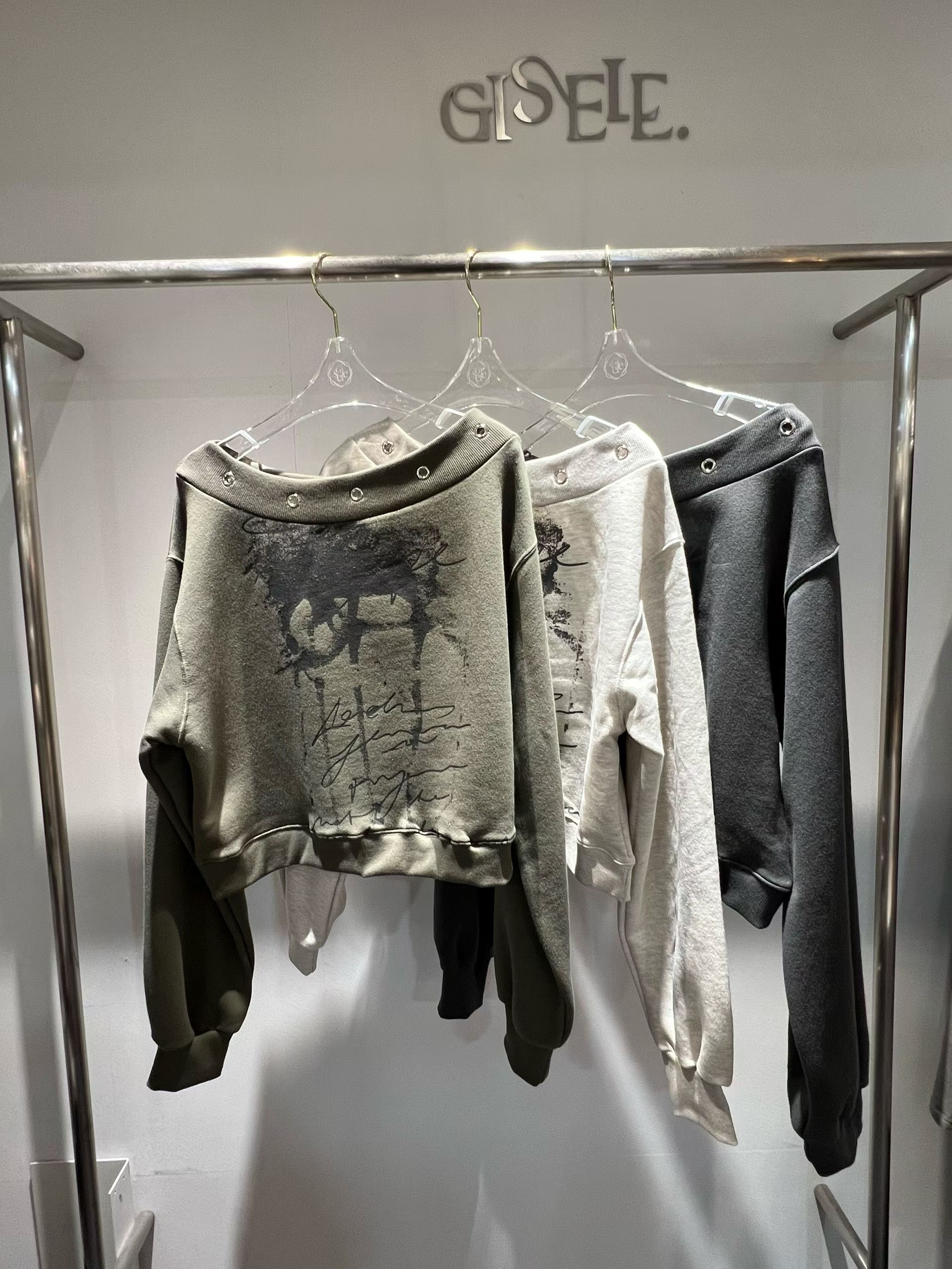 GISELE東大門㊣直郵女裝新品真品人氣時尚職業休閑熱賣衛衣GISELE衛衣