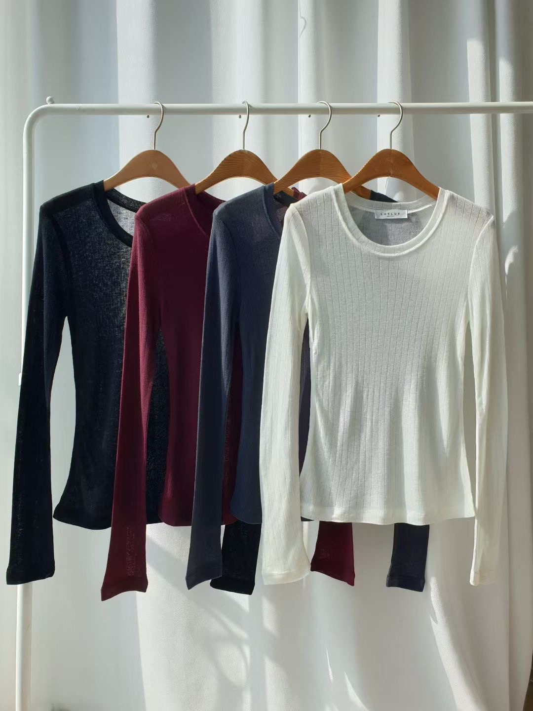 LUVLUV-럽럽-OT東大門㊣實拍女裝新品熱賣職業推薦長袖T恤LUVLUV-럽럽-OT長袖T恤圖色1左一色