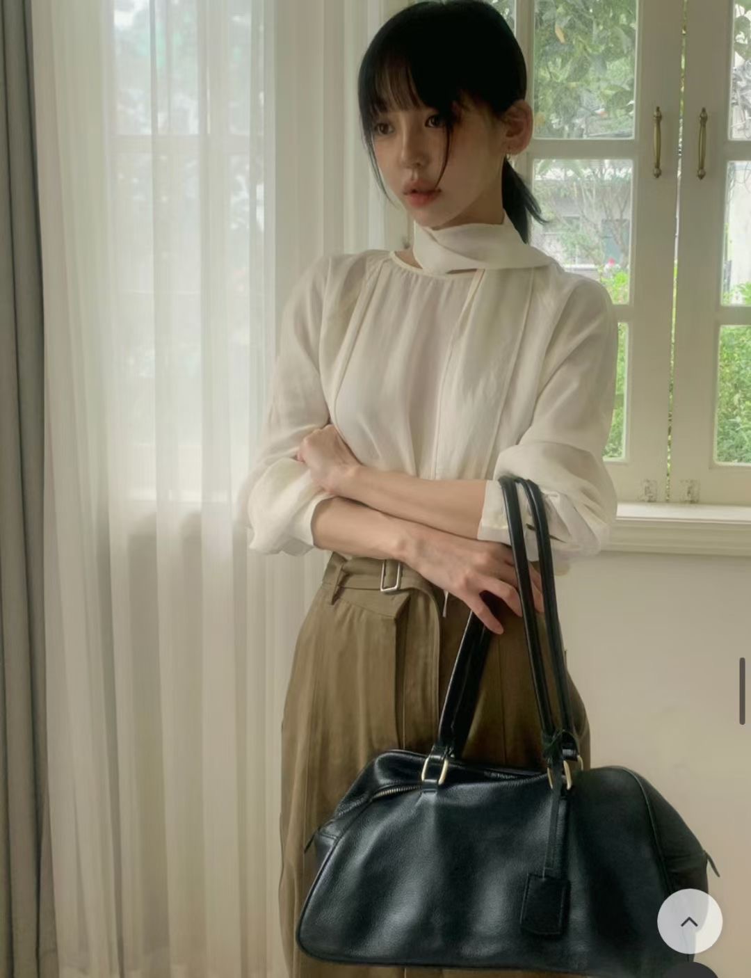 UNSANE東大門㊣直郵女士新品熱賣時尚推薦襯衫蕾絲衫含脖帶UNSANE襯衫/蕾絲衫