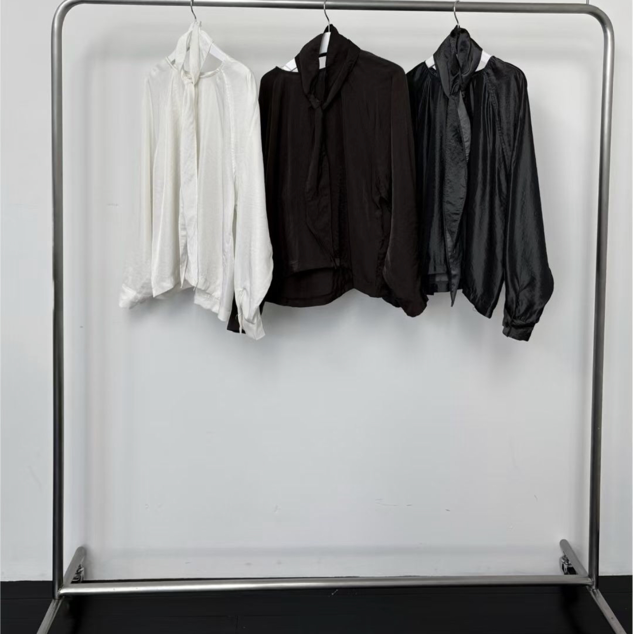 UNSANE東大門㊣直郵女士新品熱賣時尚推薦襯衫蕾絲衫含脖帶UNSANE襯衫/蕾絲衫圖色2左二色