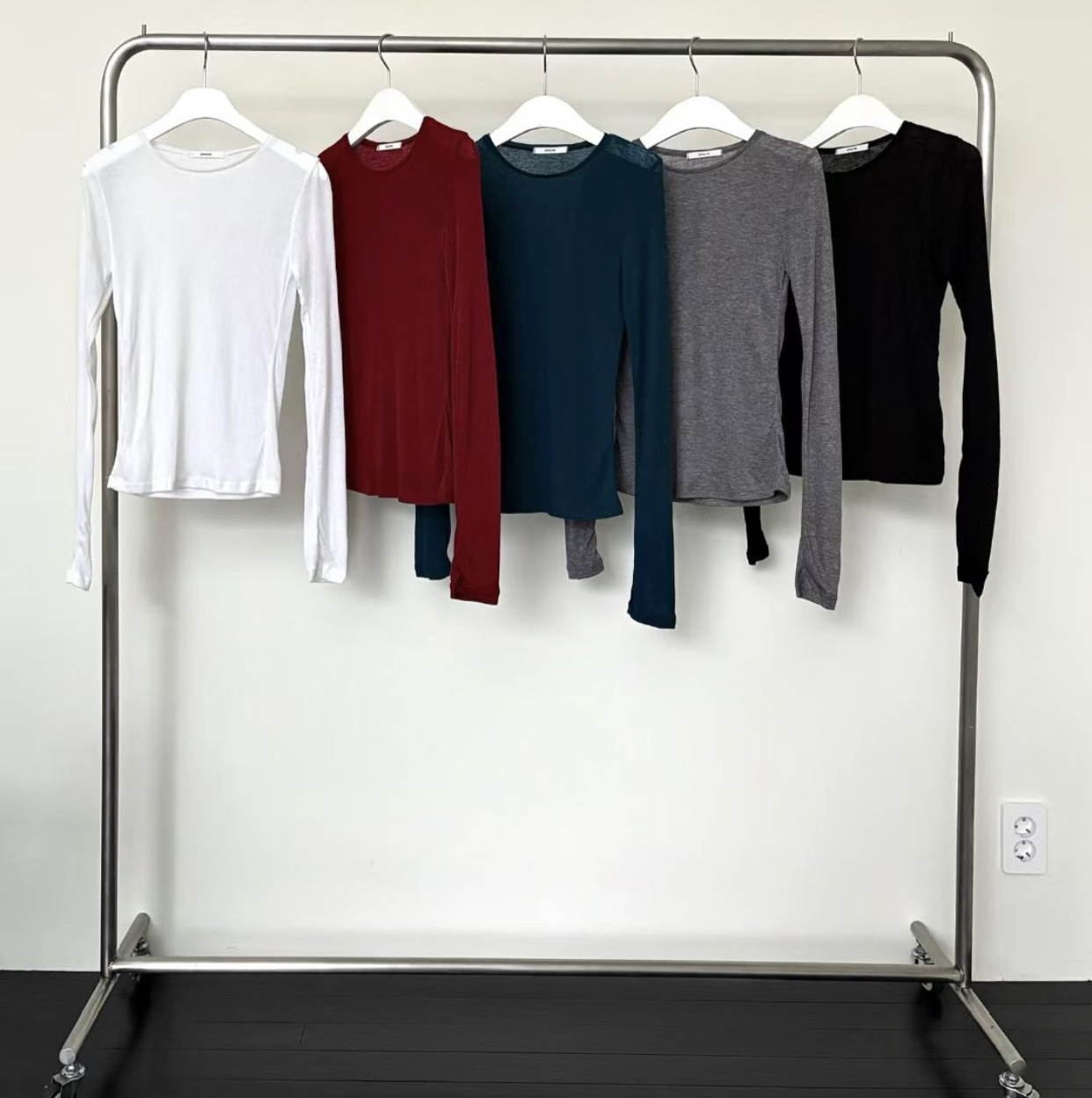 UNSANE東大門㊣代購女士新款熱賣真品推薦人氣長袖T恤羊毛柔軟UNSANE長袖T恤圖色2左二色