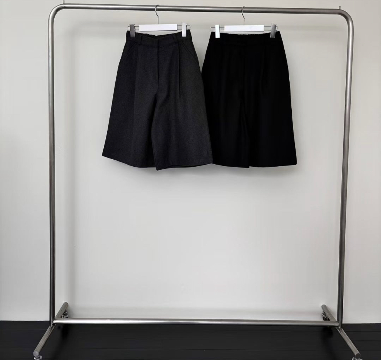 UNSANE東大門㊣代購女裝新款熱賣25秋冬推薦時尚真品休閑短褲UNSANE短褲圖色2左二色