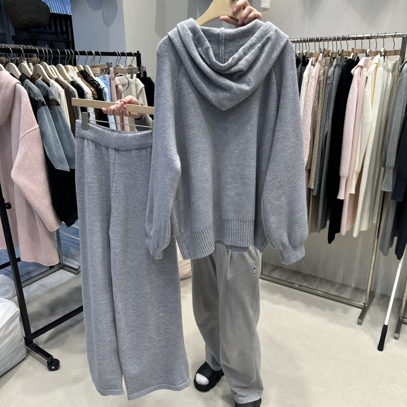 HOT PLACE/DREAM GIRIS/HOT ISSUE東大門㊣代購女士新款真品套裝拉鏈套裝連帽HOT PLACE/DREAM GIRIS/HOT ISSUE套裝