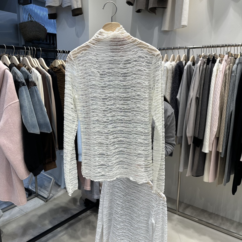 HOT PLACE/DREAM GIRIS/HOT ISSUE東大門㊣代購女士新款真品襯衫蕾絲衫HOT PLACE/DREAM GIRIS/HOT ISSUE襯衫/蕾絲衫圖色2杏色