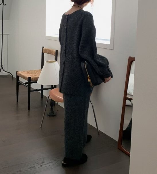 T.BLOSSOM韓國直郵㊣女裝新款人氣時尚職業真品套裝不含圍巾T.BLOSSOM套裝