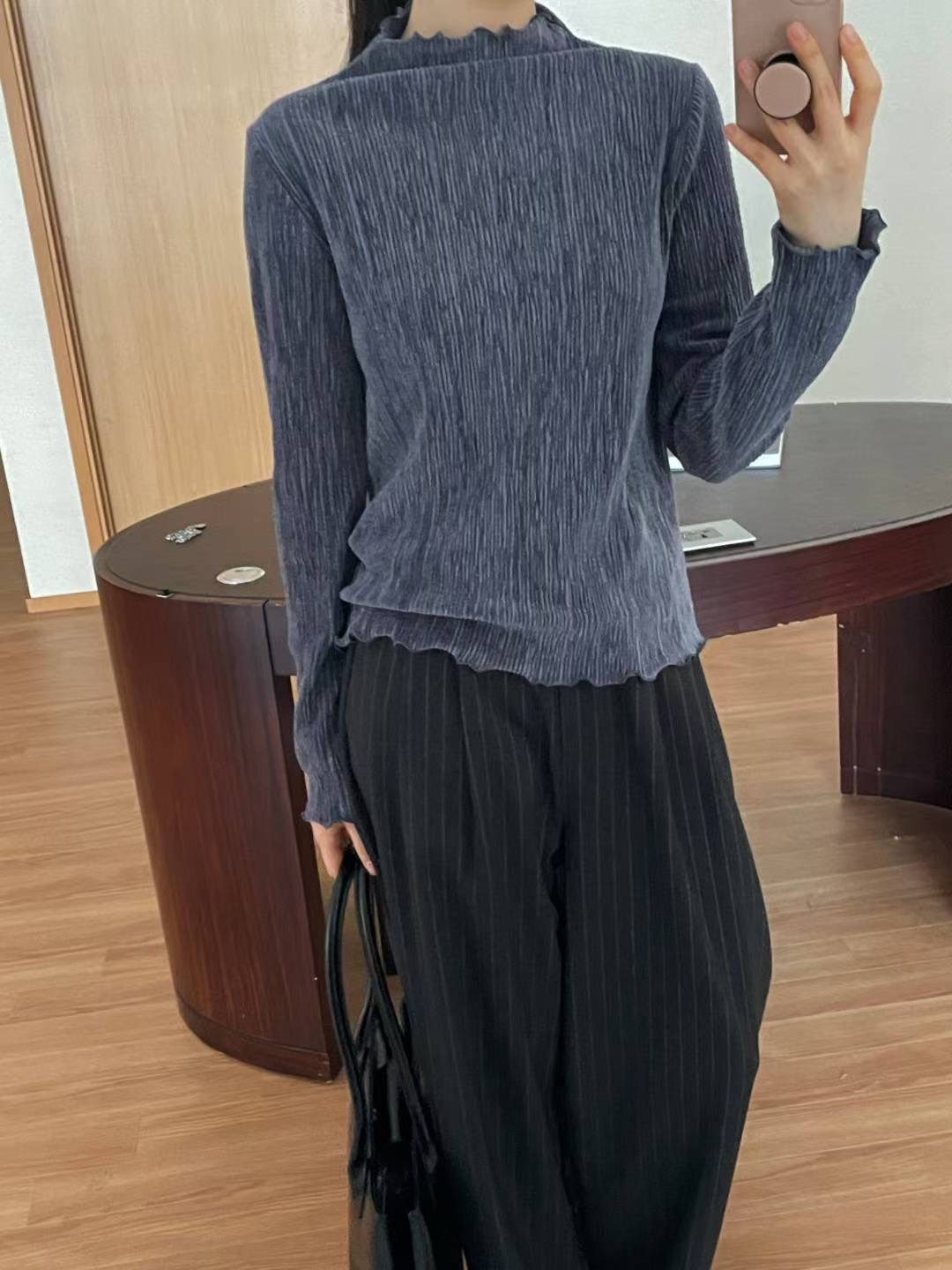 L.REWIND韓國代購㊣女士新品熱賣時尚職業長袖T恤天鵝絨褶裥L.REWIND長袖T恤圖色2