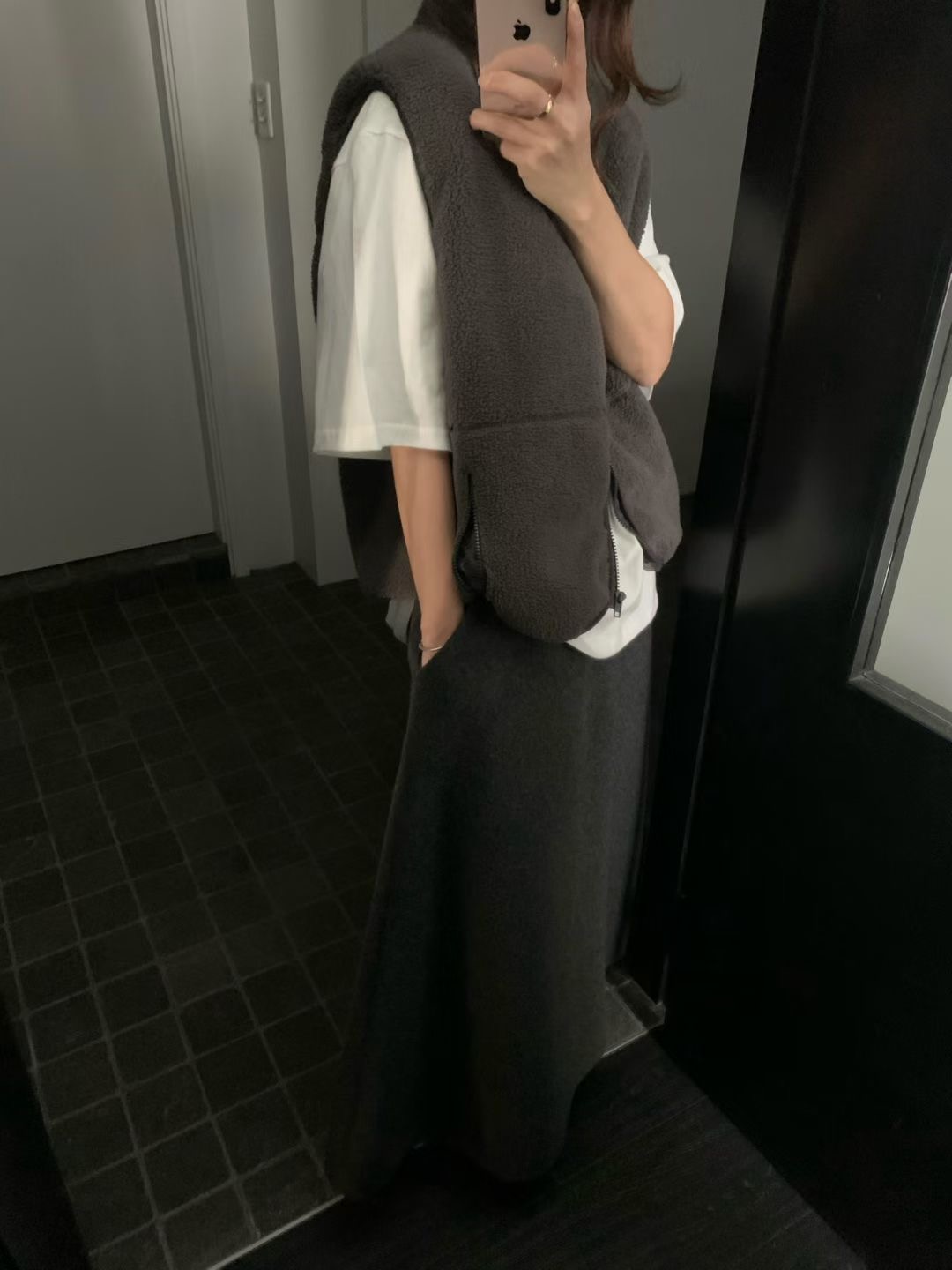 FEVER韓國代購㊣女士新品時尚推薦熱賣25秋冬真品馬甲絎縫絨FEVER馬甲