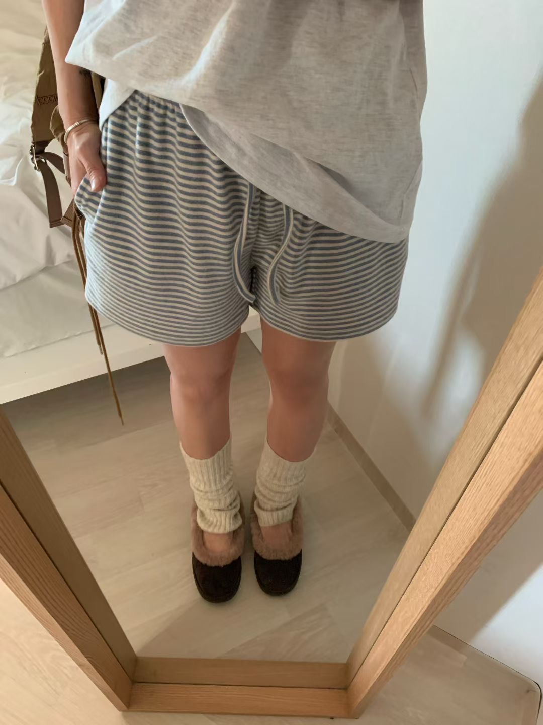 FEVER韓國直郵㊣女士新品推薦真品休閑25秋冬人氣時尚熱賣短褲FEVER短褲圖色2