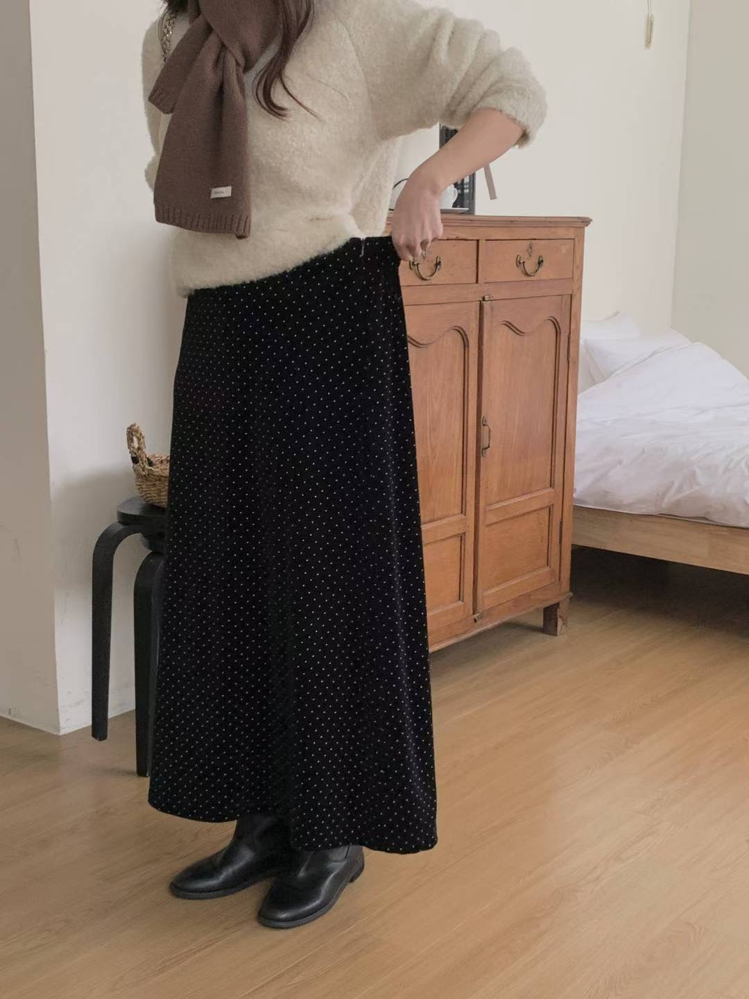 ONEMORETHING韓國直郵㊣女士新品真品時尚休閑長裙天鵝絨喇叭ONEMORETHING長裙圖色1