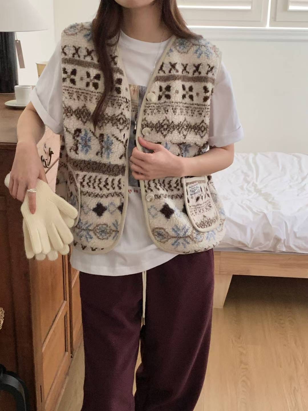 ONEMORETHING東大門㊣代購女裝新品熱賣職業推薦人氣馬甲毛皮ONEMORETHING馬甲