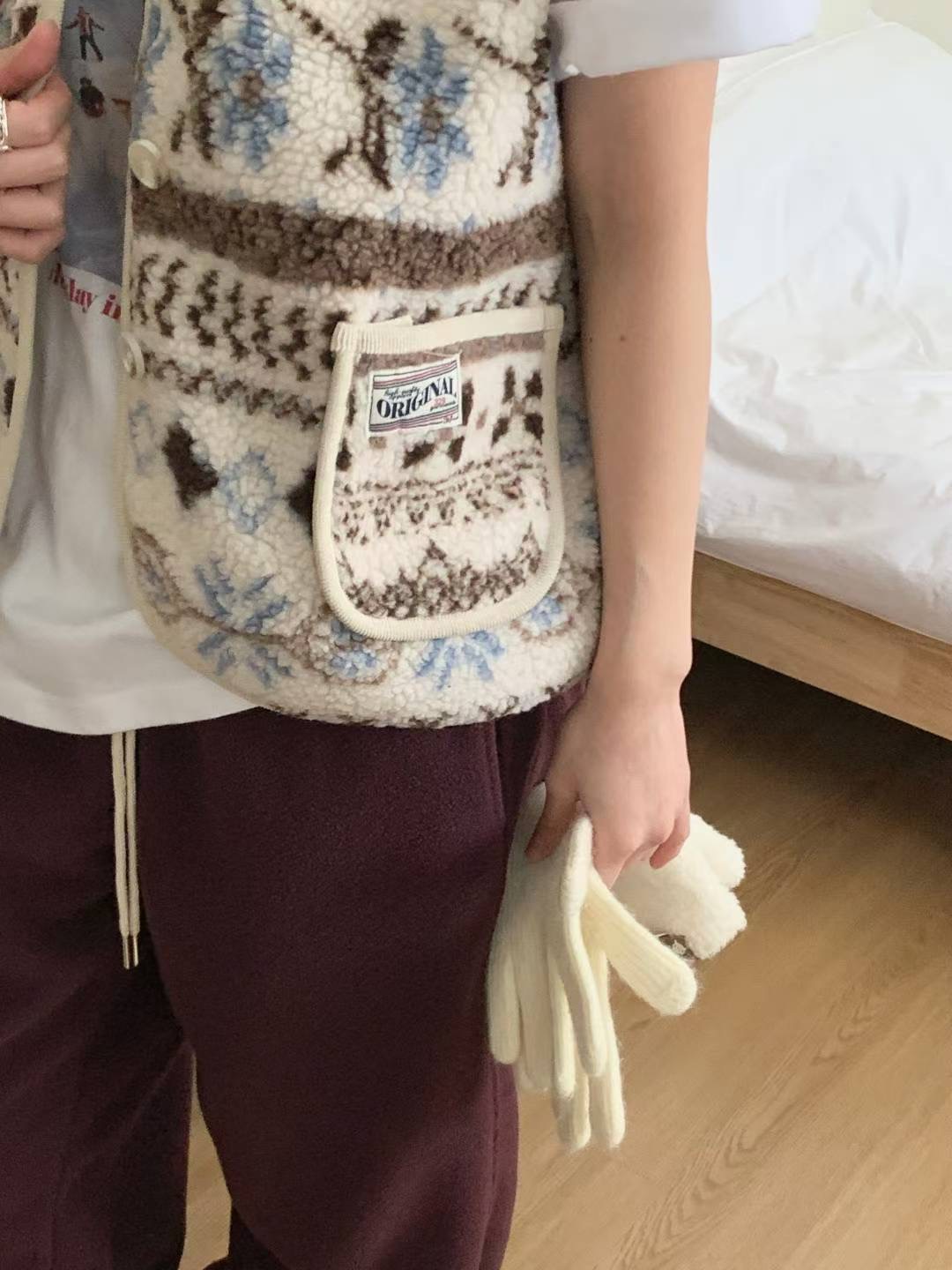 ONEMORETHING東大門㊣代購女裝新品熱賣職業推薦人氣馬甲毛皮ONEMORETHING馬甲