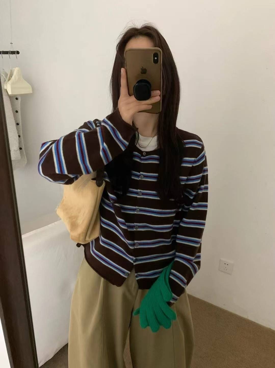 ONEMORETHING東大門㊣實拍女士新品職業真品針織衫不含內搭ONEMORETHING針織衫圖色2