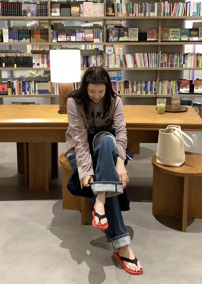 COURGETTE韓國直郵㊣女裝新品真品25秋冬推薦職業熱賣長袖T恤COURGETTE長袖T恤