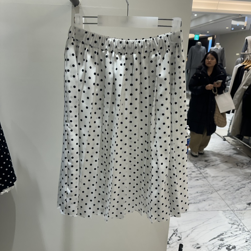 LOW MOMENT東大門㊣實拍女裝新款時尚半身裙中短裙春款褶裥LOW MOMENT半身裙/中短裙