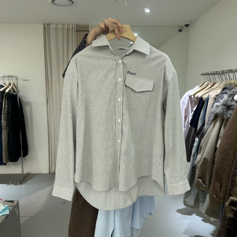 VAULT東大門㊣代購女士新款職業25秋冬推薦熱賣襯衫蕾絲衫刺繡VAULT襯衫/蕾絲衫圖色1