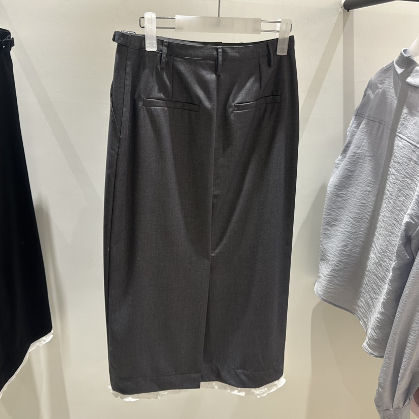 LOW MOMENT東大門㊣直郵女裝新款真品休閑半身裙中短裙春款LOW MOMENT半身裙/中短裙