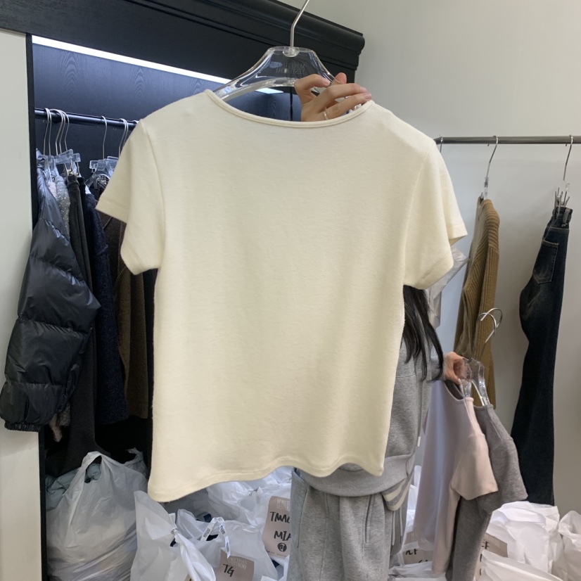 MORE THAN YESTERDAY/LOVE YOU SO MUCH東大門㊣實拍女士新款真品T恤不含飾品LYSM/MORE THAN YESTERDAYT恤