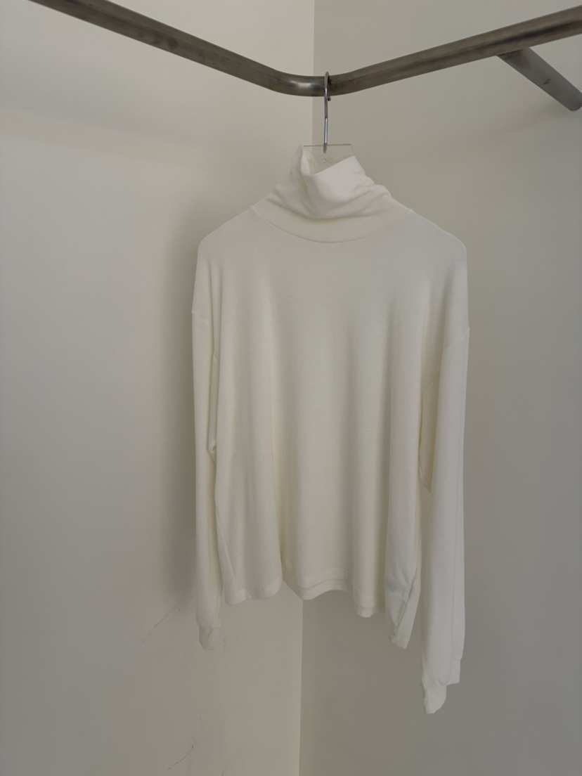 PLANTS ON GRAY東大門㊣直郵女裝新品時尚熱賣25秋冬長袖T恤PLANTS ON GRAY長袖T恤圖色2