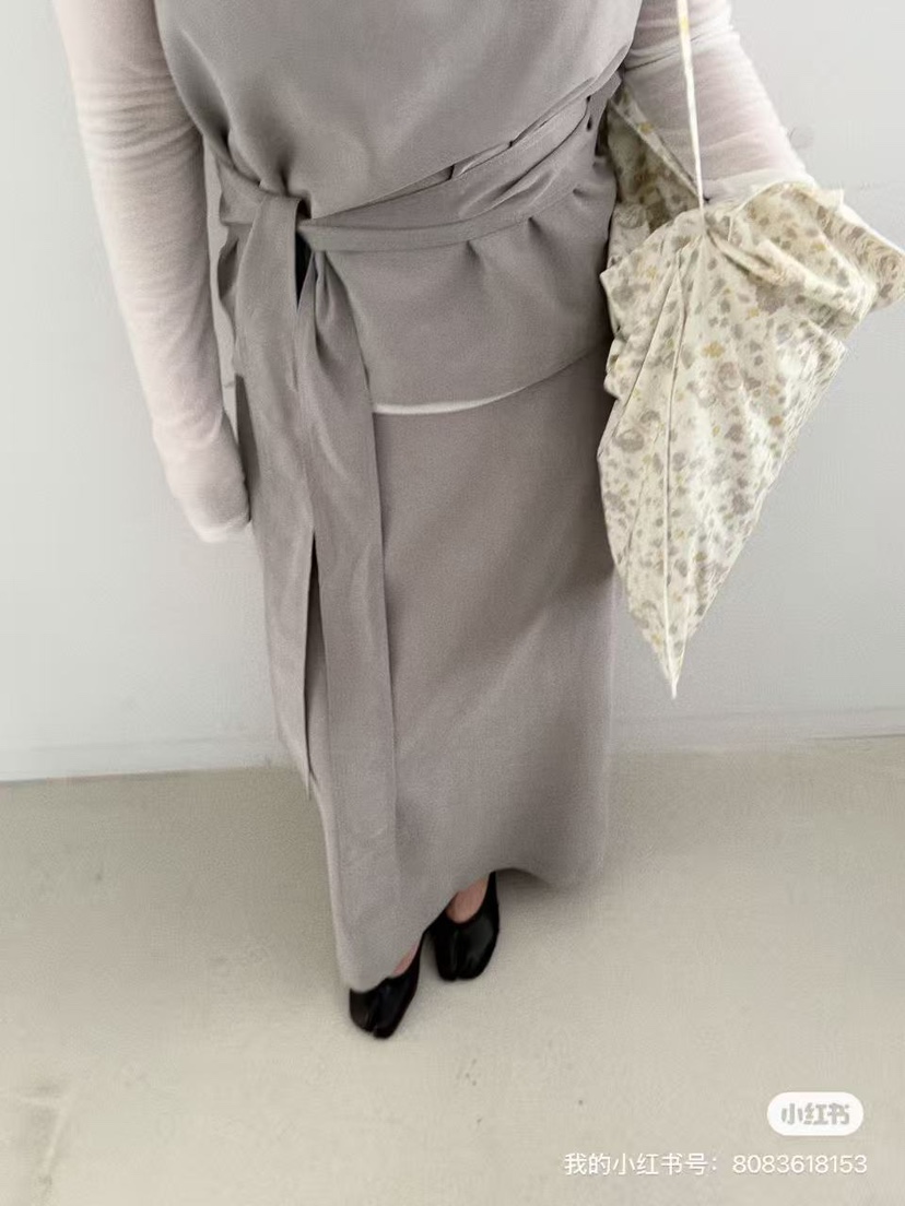 OLI SEOUL韓國代購㊣女裝新款熱賣25秋冬人氣職業推薦長裙OLI SEOUL長裙