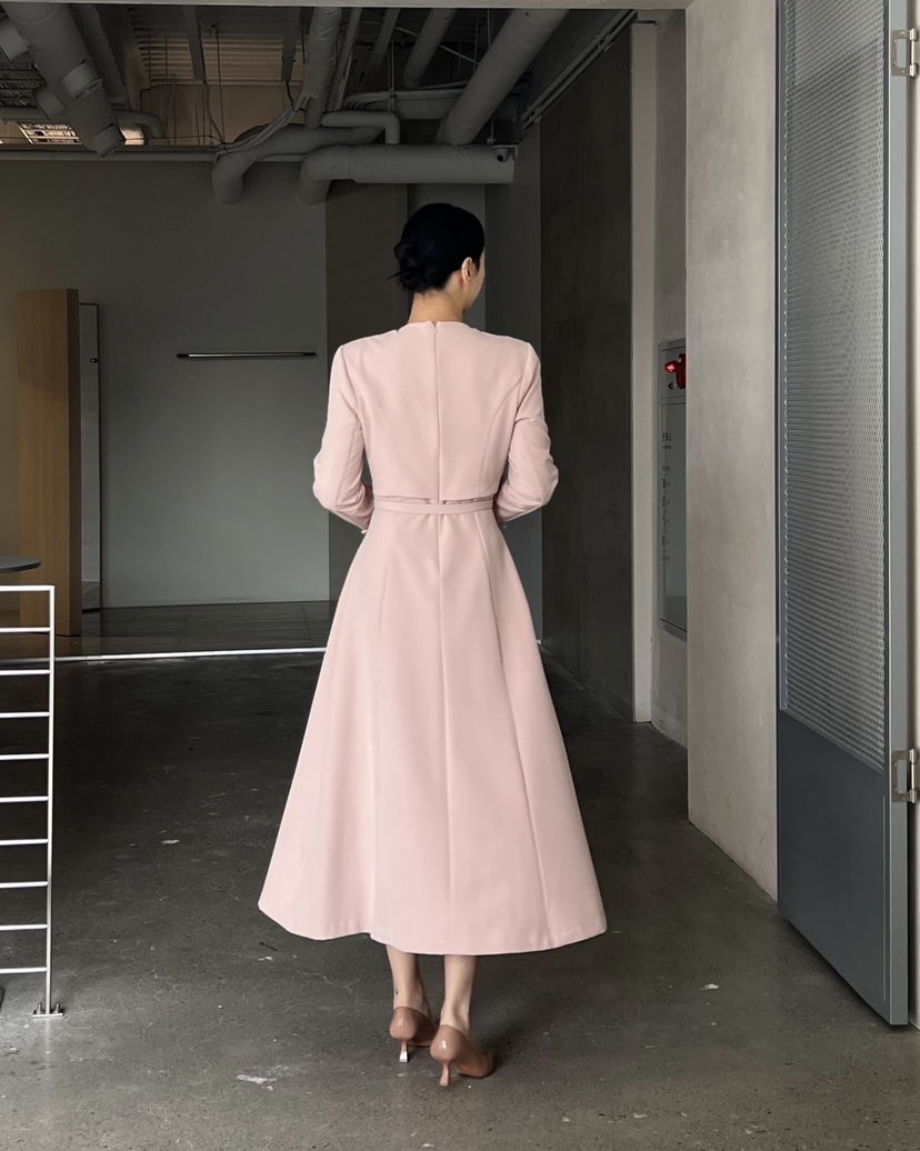 VERNI韓國直郵㊣女裝新款熱賣推薦休閑人氣時尚連衣裙含腰帶VERNI連衣裙