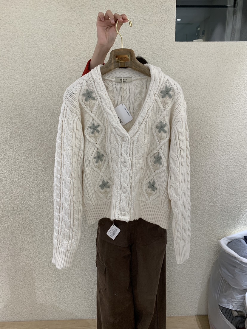 EMPTY韓國直郵㊣女裝新款人氣26春夏休閑真品針織衫花朵開衫EMPTY針織衫圖色1