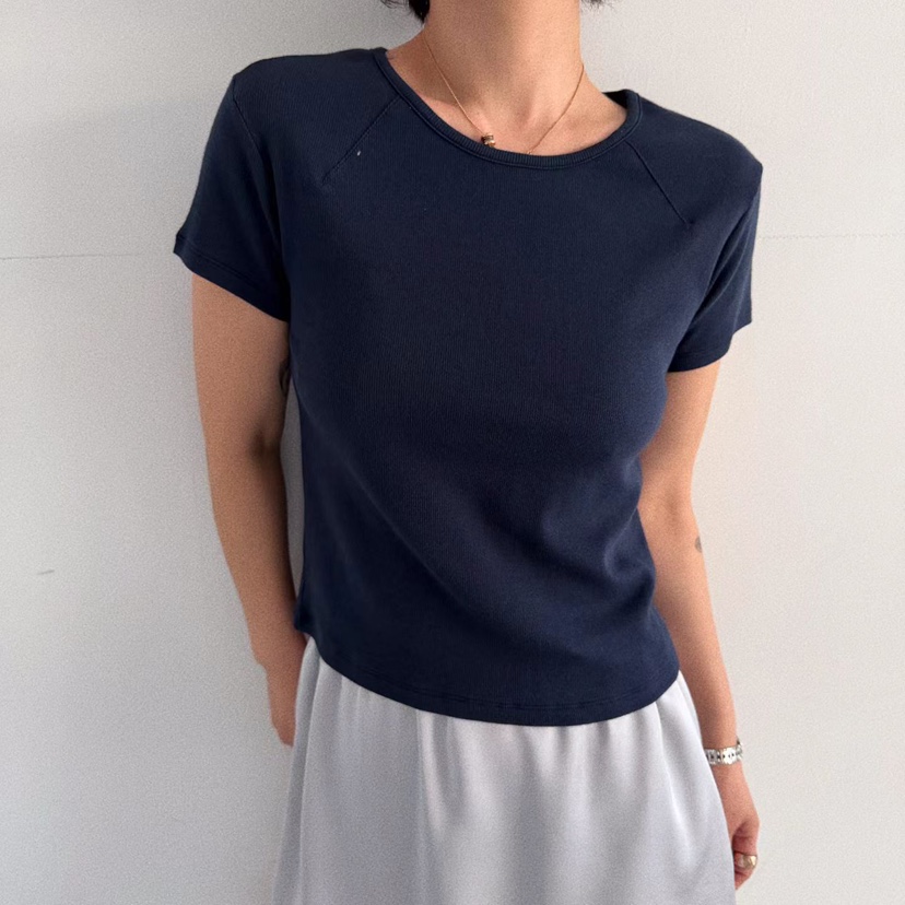 OLI SEOUL韓國代購㊣女士新款真品26春夏人氣推薦職業熱賣T恤OLI SEOULT恤