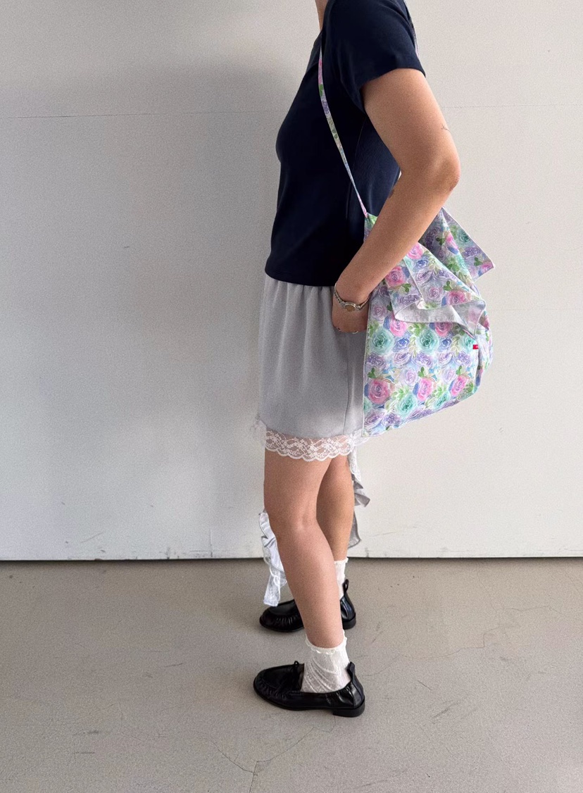 OLI SEOUL韓國代購㊣女士新款真品26春夏人氣推薦職業熱賣T恤OLI SEOULT恤