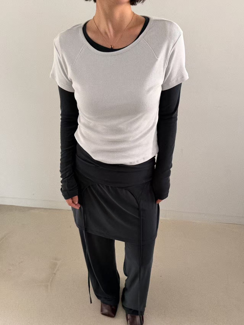 OLI SEOUL韓國代購㊣女士新款真品26春夏人氣推薦職業熱賣T恤OLI SEOULT恤