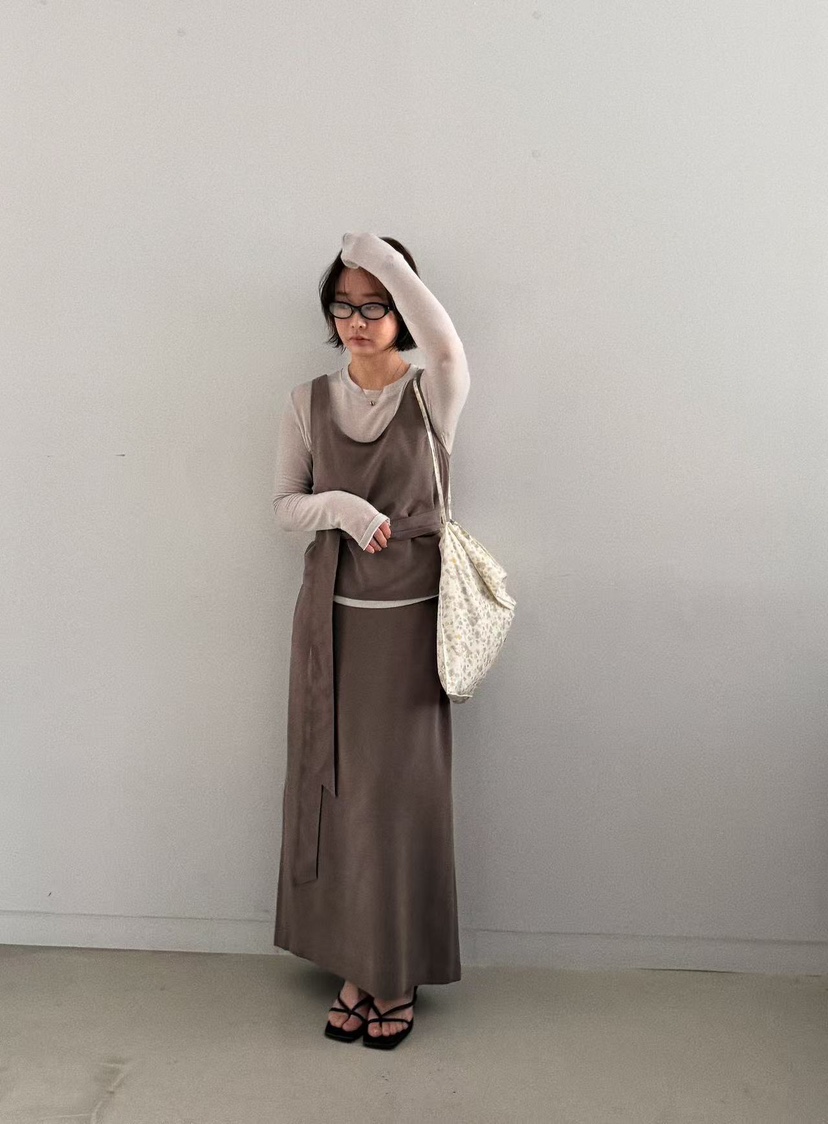 OLI SEOUL㊣東大門代購女裝新款熱賣休閑職業真品吊帶背心OLI SEOUL吊帶/背心