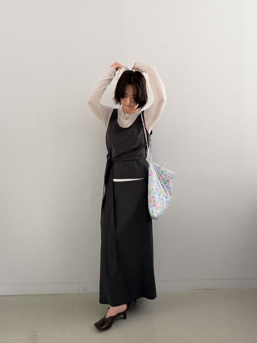 OLI SEOUL㊣東大門代購女裝新款熱賣休閑職業真品吊帶背心OLI SEOUL吊帶/背心