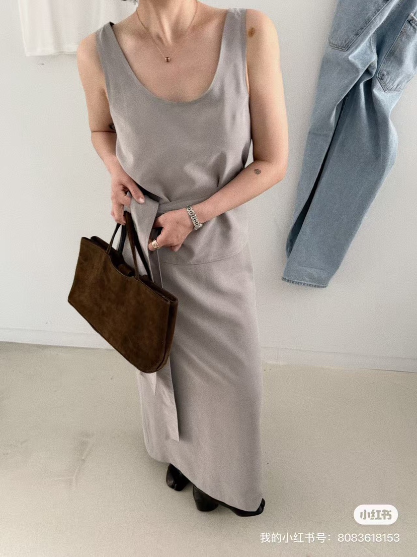 OLI SEOUL㊣東大門代購女裝新款熱賣休閑職業真品吊帶背心OLI SEOUL吊帶/背心