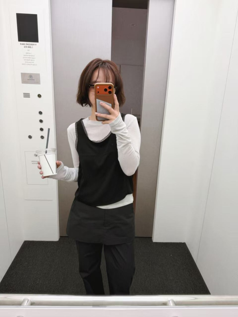 OLI SEOUL東大門直郵㊣女裝新款26春夏熱賣職業時尚吊帶背心OLI SEOUL吊帶/背心