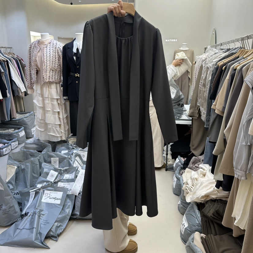 MATIERE韓國代購㊣女士新款熱賣職業推薦時尚人氣連衣裙春款MATIERE連衣裙圖色2