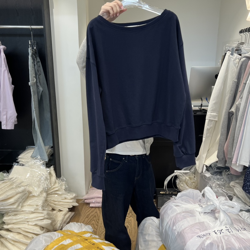 RIVEROOM韓國直郵㊣女士新款職業熱賣人氣休閑衛衣春款露肩RIVEROOM衛衣圖色3