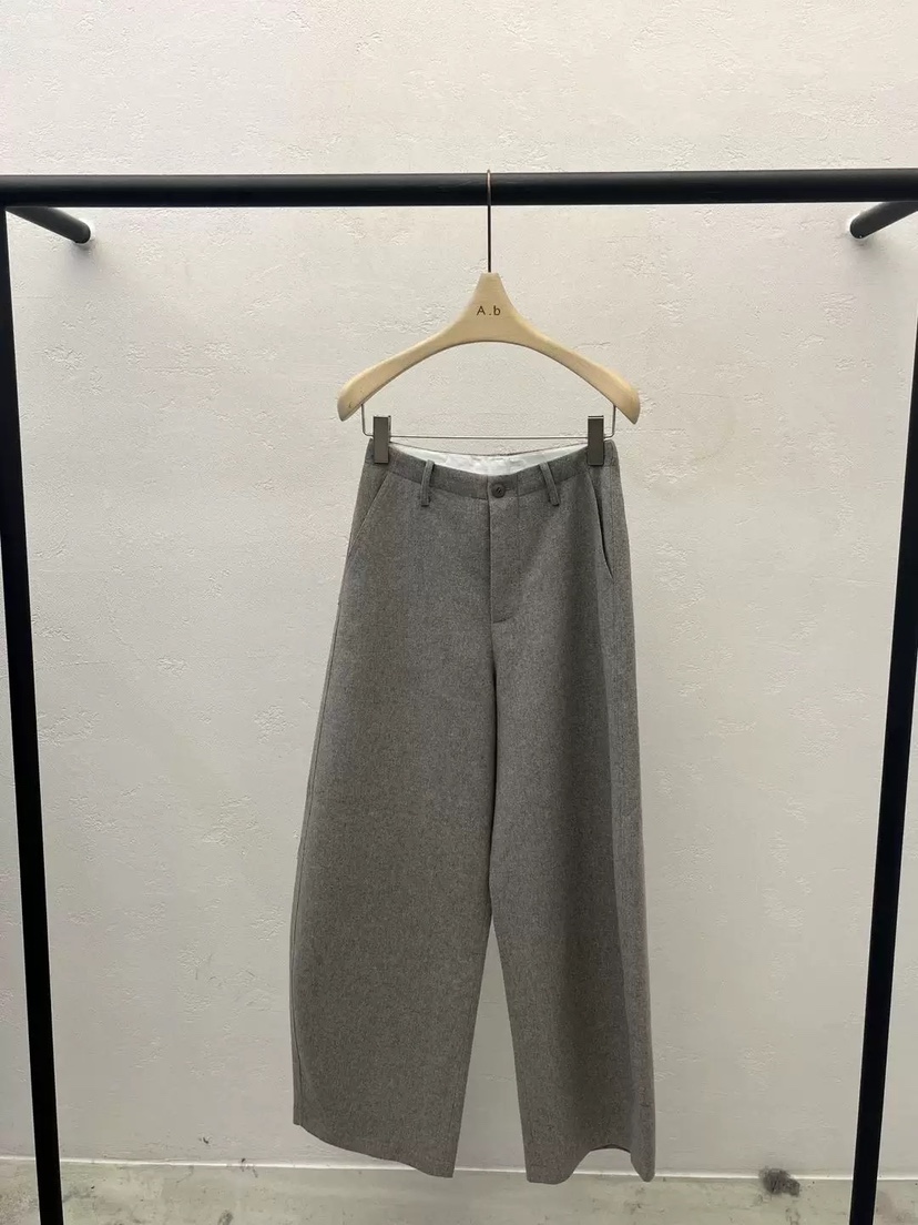 AUTUMN BEIGE-Q㊣東大門實拍女士新款真品26春夏推薦休閑褲A.b/AUTUMN BEIGE休閑褲圖色1