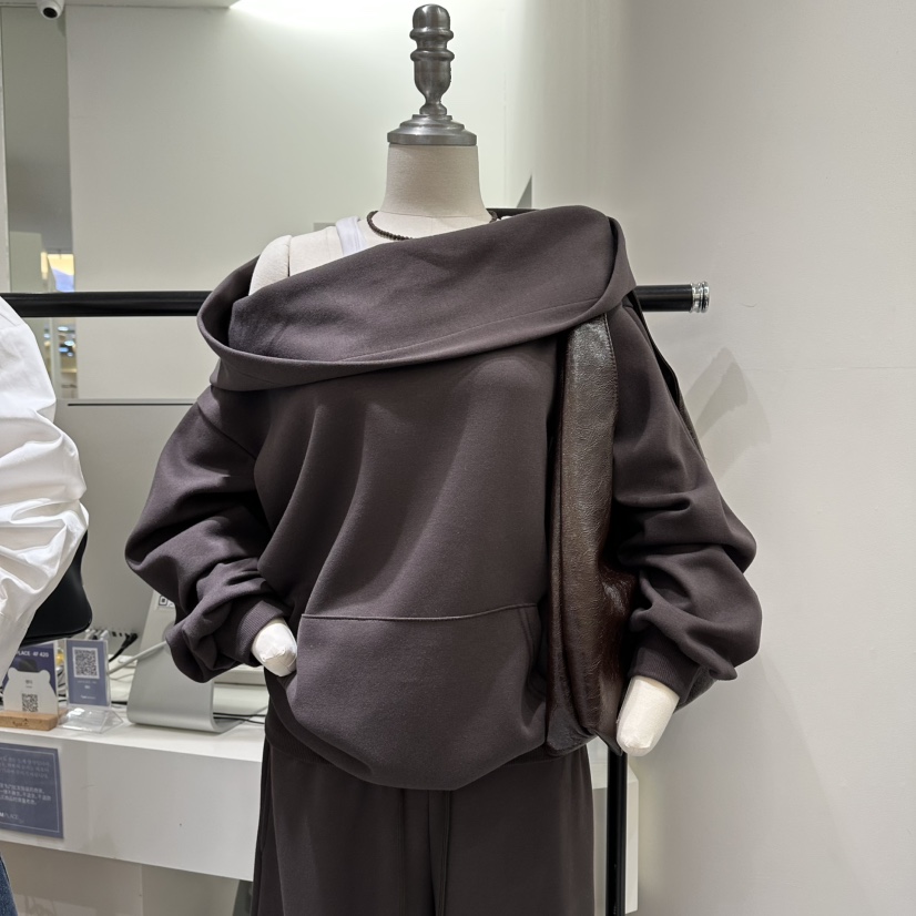 RENDER東大門㊣實拍女裝新品職業時尚人氣衛衣連帽衫春款露肩RENDER衛衣圖色2