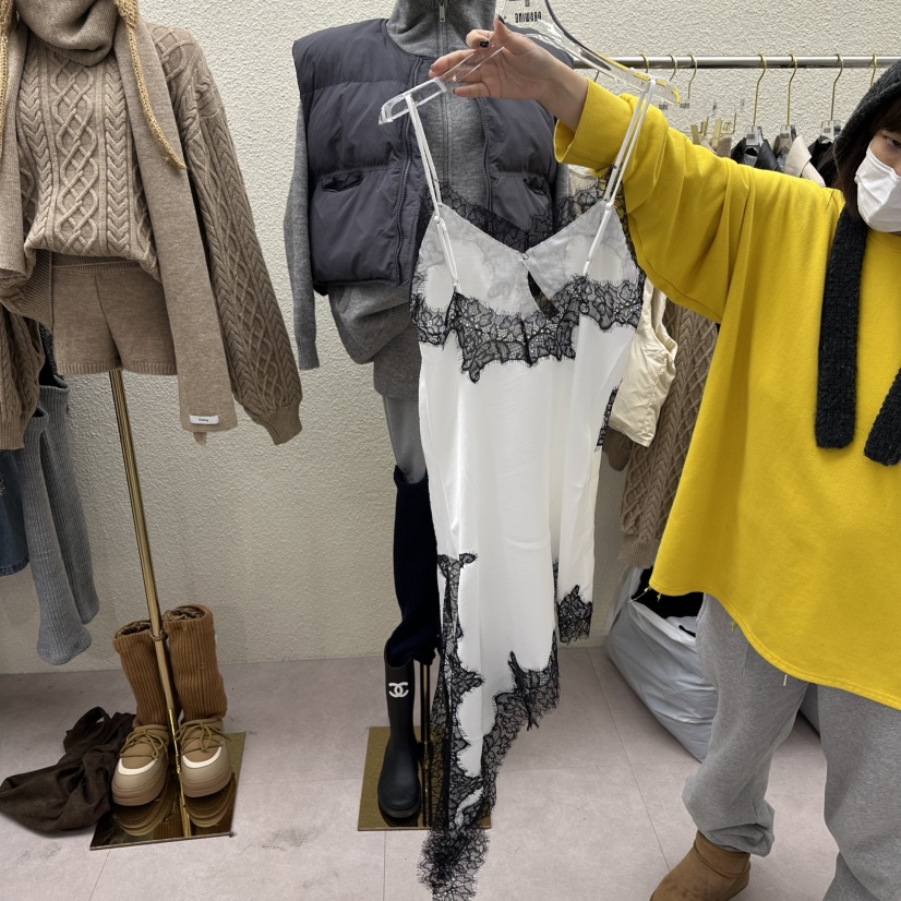 DRAWING東大門㊣直郵女裝新款職業熱賣25秋冬吊帶背心春款蕾絲DRAWING吊帶/背心