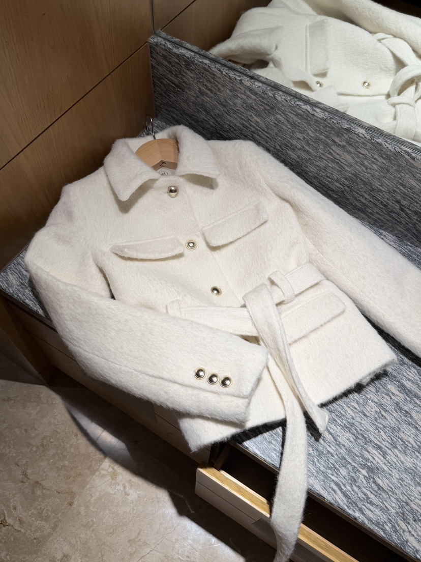 LAVIEU韓國直郵㊣女裝新品推薦真品人氣時尚職業夾克含腰帶LAVIEU夾克