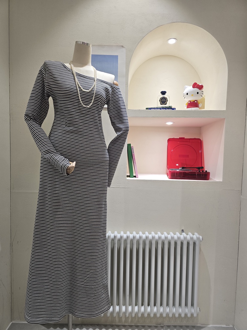 LIKEVAM東大門直郵㊣女士新款人氣時尚熱賣26春夏休閑連衣裙LIKEVAM連衣裙圖色2