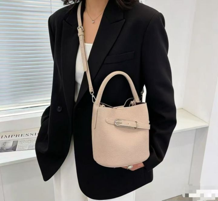 TROUVAILLE㊣東大門實拍女士新品真品時尚休閑推薦職業手提包TROUVAILLE手提包