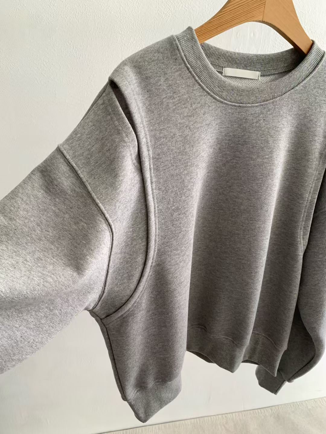 REMUTE東大門直郵㊣女裝新款真品推薦時尚人氣熱賣職業長袖T恤REMUTE長袖T恤