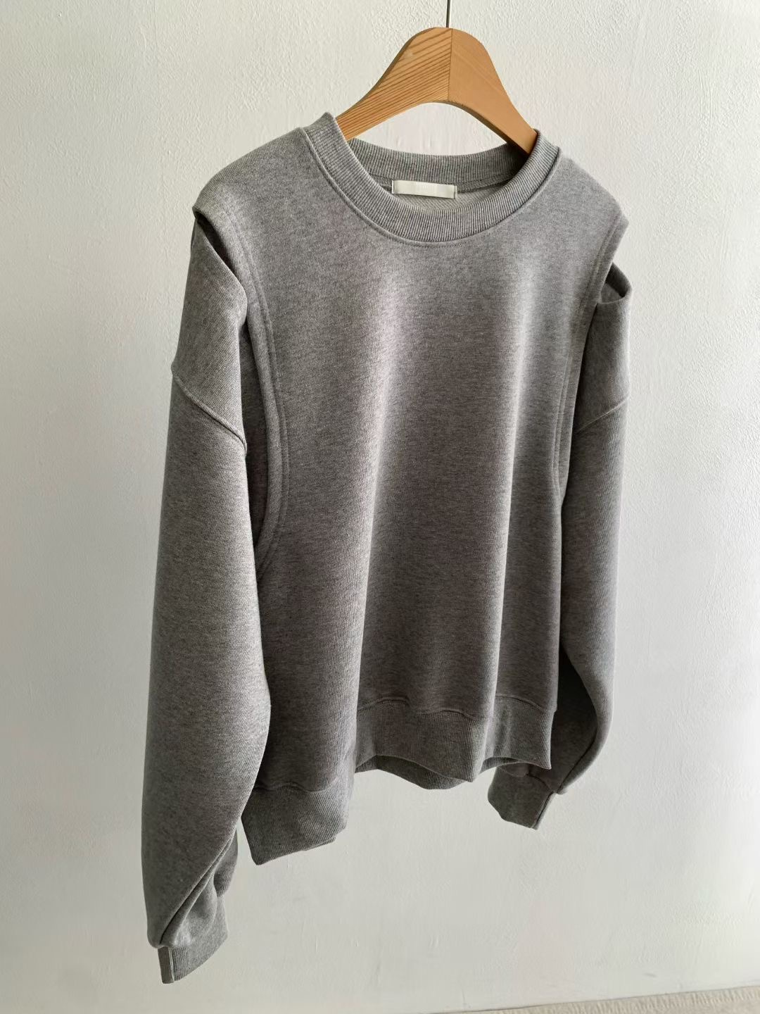 REMUTE東大門直郵㊣女裝新款真品推薦時尚人氣熱賣職業長袖T恤REMUTE長袖T恤圖色3