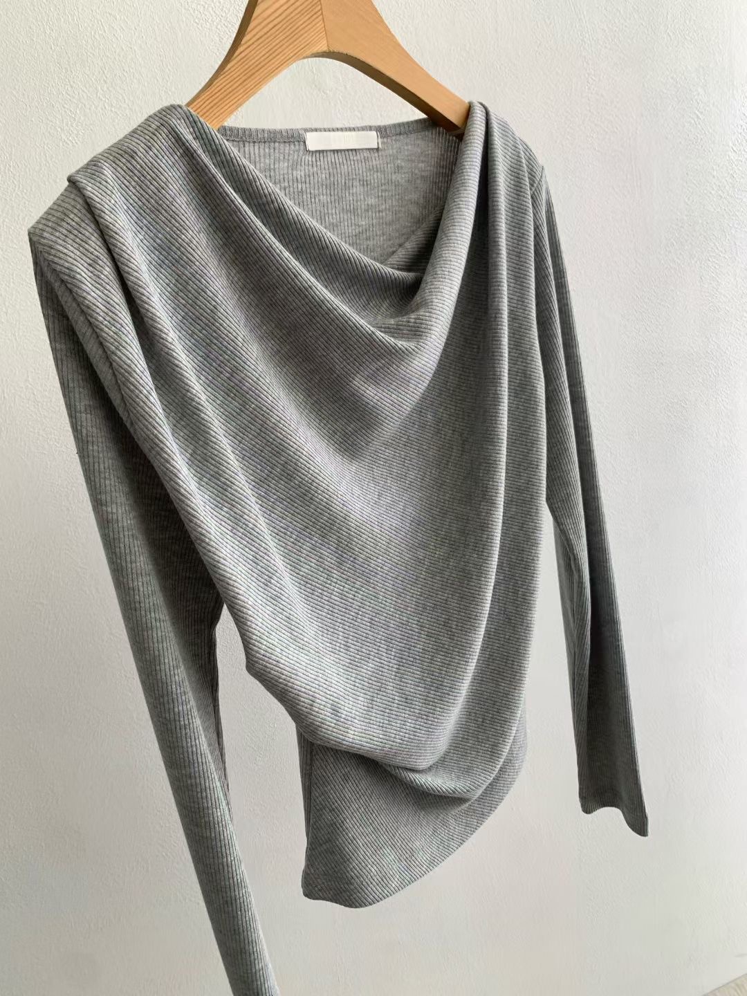 REMUTE韓國直郵㊣女裝新品熱賣26春夏推薦人氣真品職業長袖T恤REMUTE長袖T恤圖色2