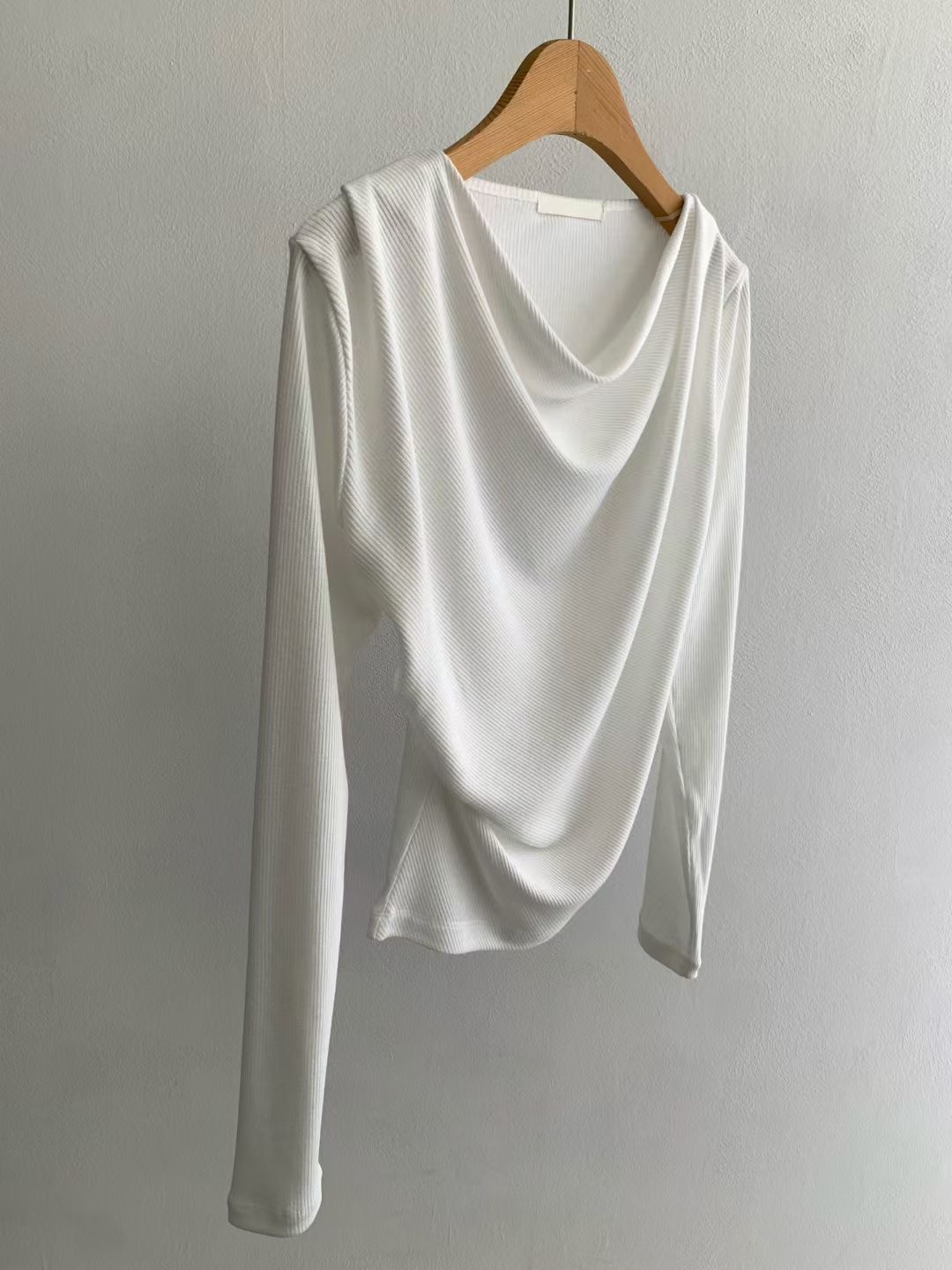 REMUTE韓國直郵㊣女裝新品熱賣26春夏推薦人氣真品職業長袖T恤REMUTE長袖T恤圖色3