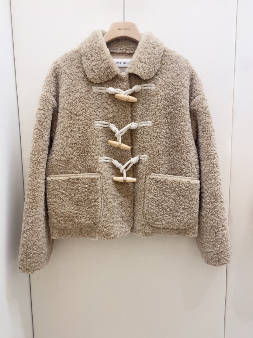 LOVE ROSIE㊣東大門代購女裝新品職業真品熱賣人氣短款大衣LOVE ROSIE短款大衣圖色1