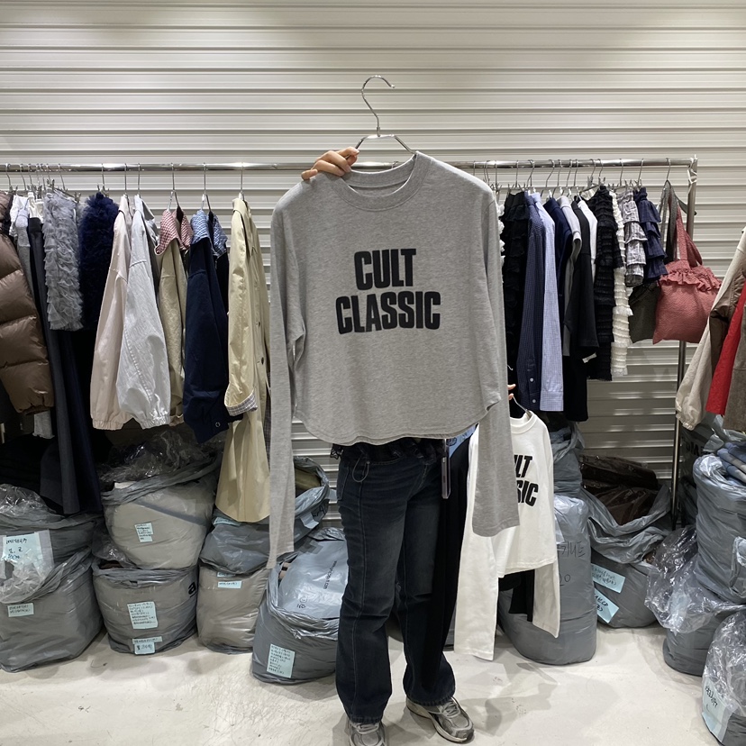 BRICKLANE東大門直郵㊣女裝新款熱賣職業真品時尚長袖T恤春款BRICKLANE長袖T恤圖色2