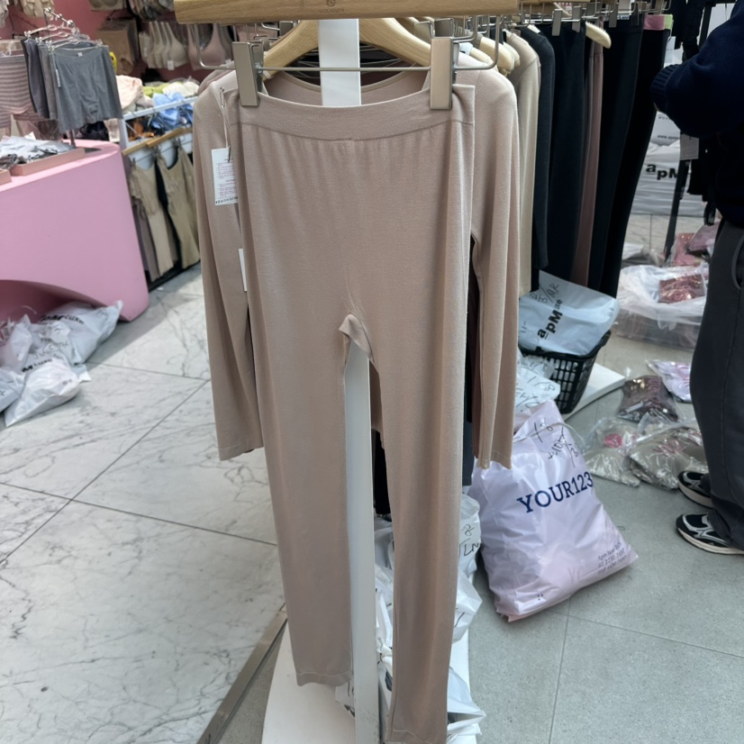 YOUR 123㊣東大門代購女裝新品熱賣職業休閑人氣打底褲鯊魚褲YOUR 123打底褲/鯊魚褲圖色1膚色