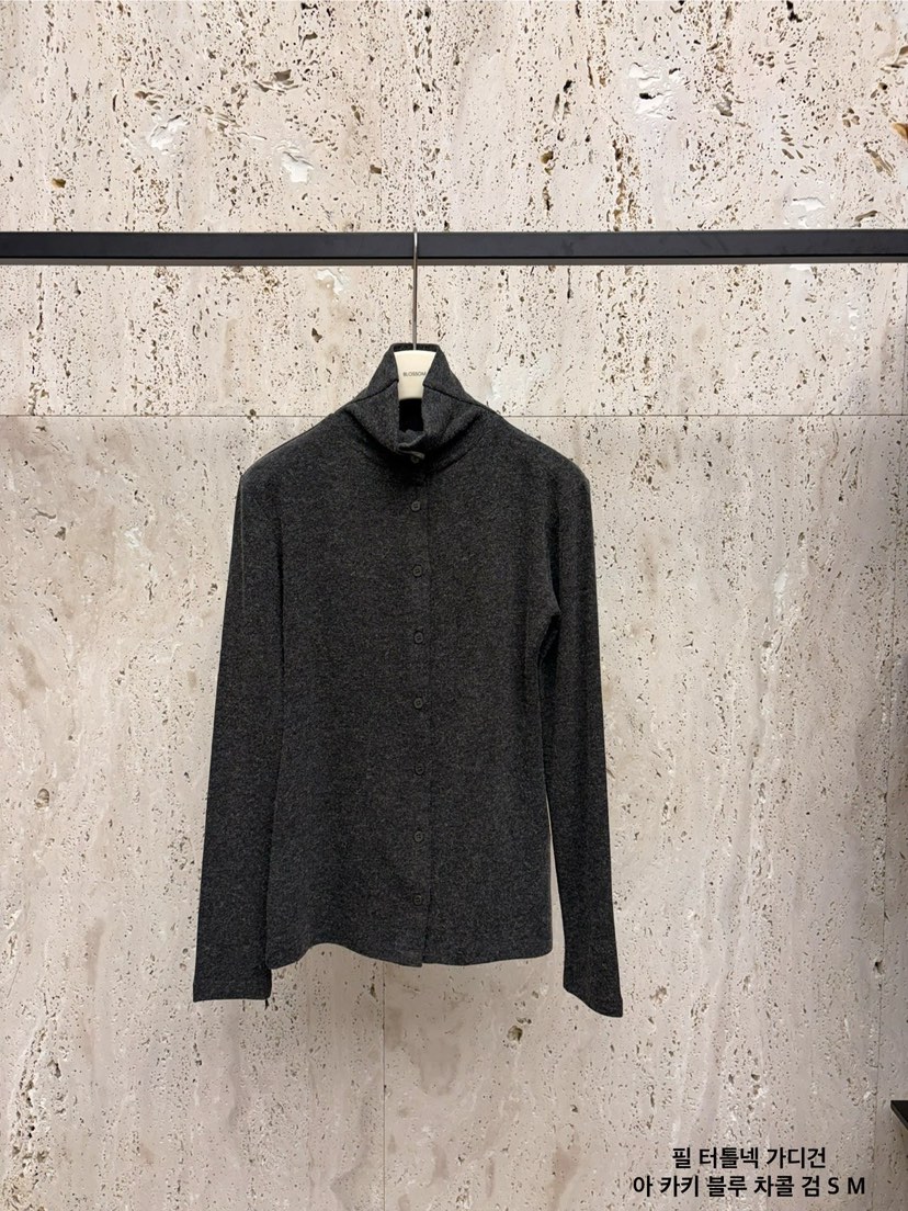 BLOSSOM韓國代購㊣女裝新款職業熱賣人氣推薦長袖T恤高領開衫BLOSSOM長袖T恤圖色3墨色